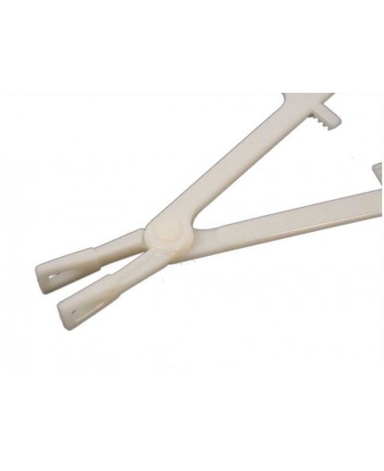 Pinze Monouso Triangolari - 50pz. Pinze Monouso Triangolari - 50pz.